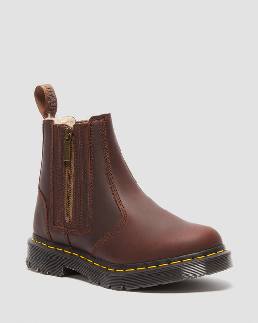 https://cdn.media.amplience.net/i/drmartens/24017201.80.jpg